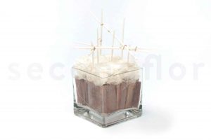 cube de rose stabilise a acheter chez un fleuriste travail artisanal realise a partir de diy