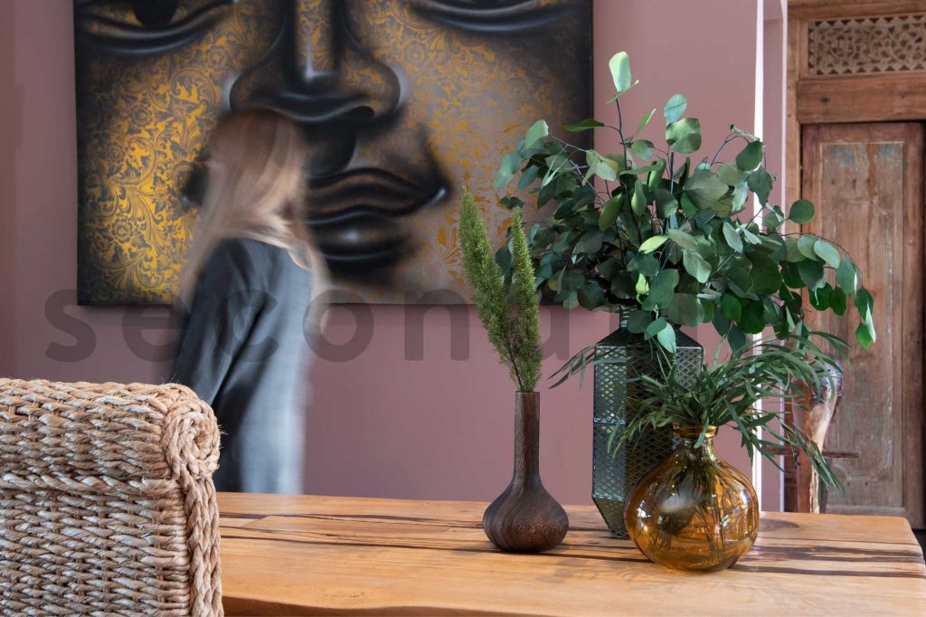 decoration salle de reunion hotel avec des fleurs et plantes stabilisees ecologiques 
hotel meeting room decoration with eco-friendly flowers and stabilised plants 